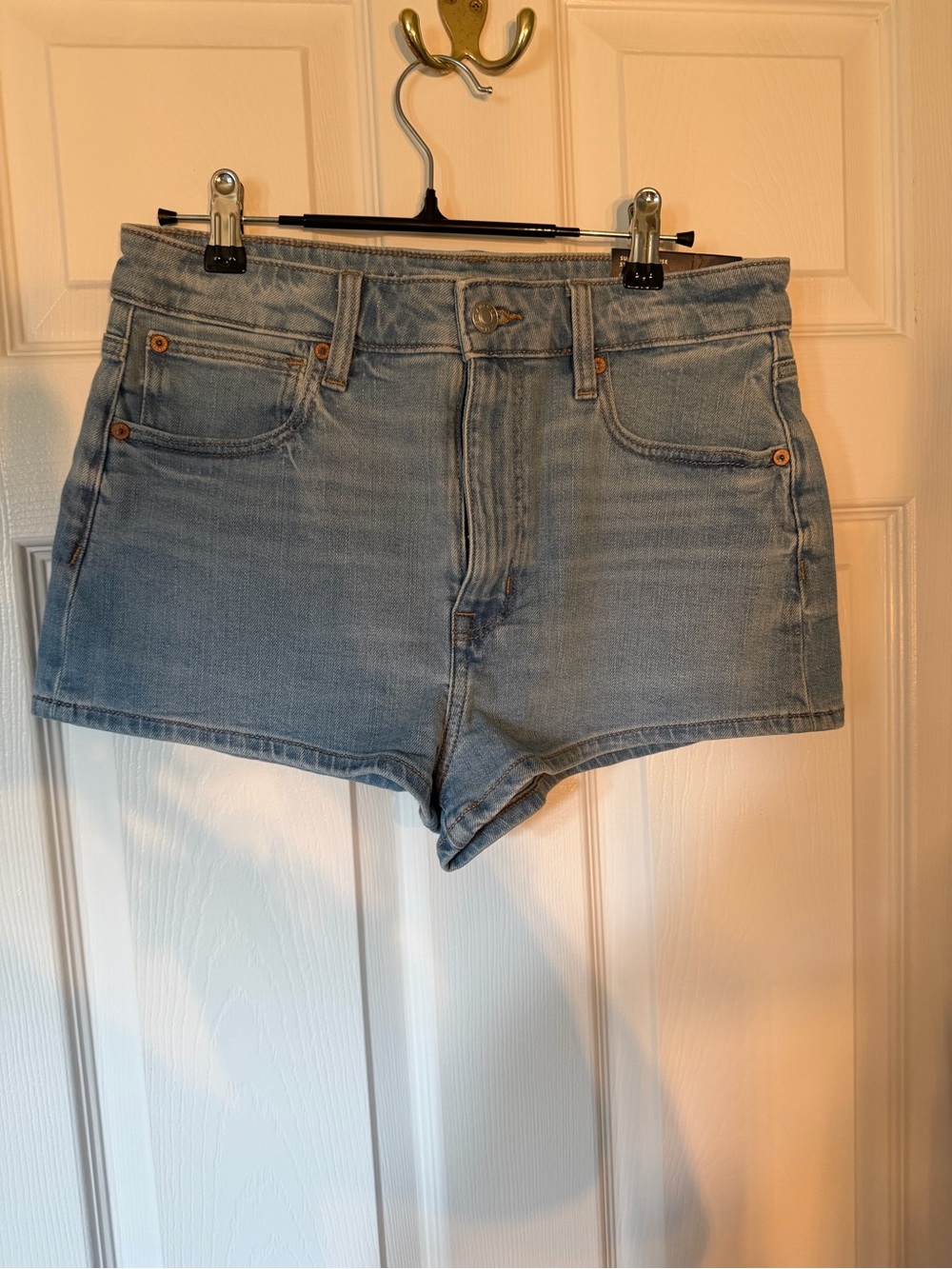 American Eagle Cheeky Short Light Blue Denim